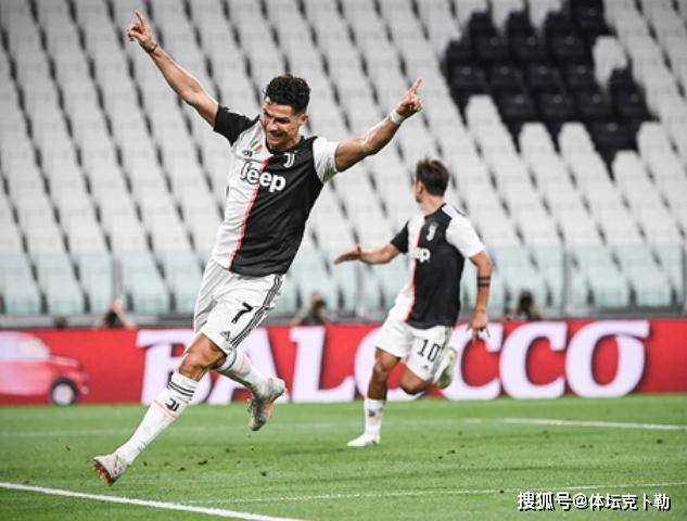  拉齐奥主场大胜佛罗伦萨，因莫比莱戴帽领跑射手榜