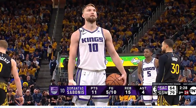  福克斯穿针引线国王全员发力击溃活塞收获三连胜  